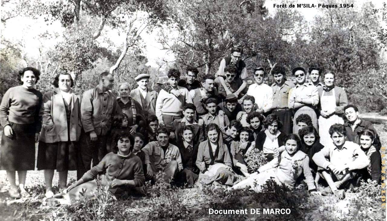Oran- SDV- 2412-  De Marco- M'Sila- Fetes de Paques- 1954.jpg